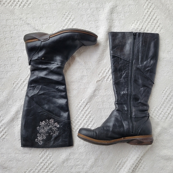 Romika Black Embroidered Floral Zip Up Leather Casual Fall Boot - Picture 7 of 13